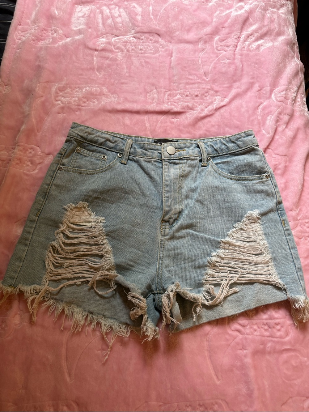 PrettyLittleThing Light Blue Distressed Denim Shorts